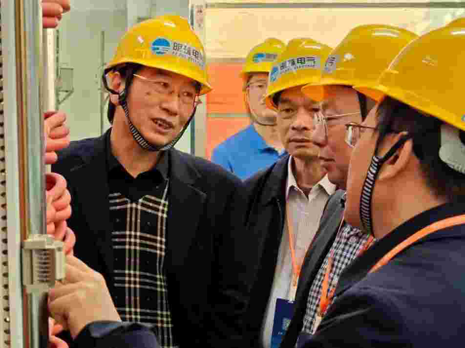La comisi&oacute;n tasadora visit&oacute; el taller de producci&oacute;n